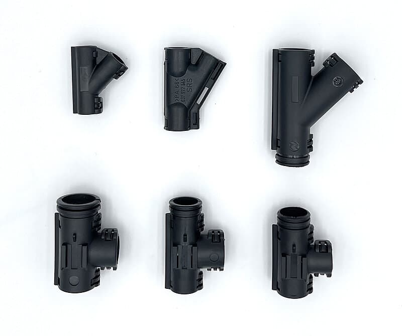Junction for corrugated tube
