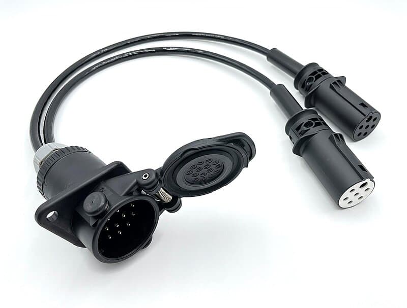 15-pin Y adapter cable ISO 12098 socket to 7-pin type N/S plug